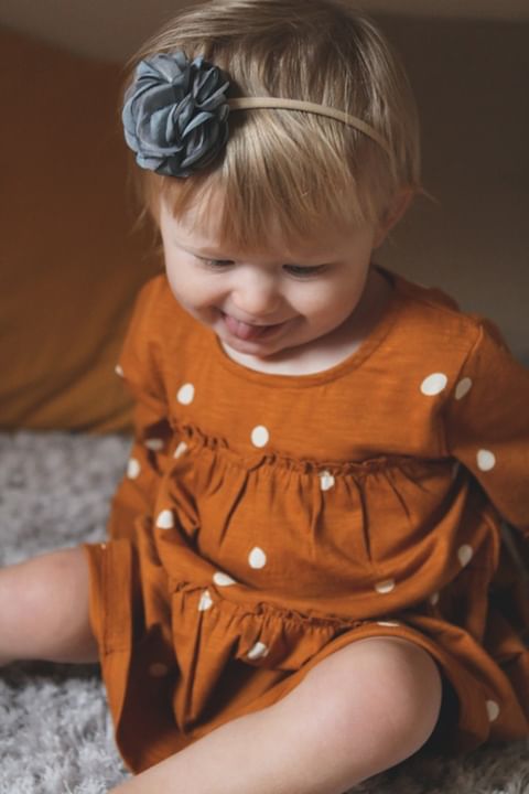 Grey and Mustard Roses Hairbow Set - Image 2