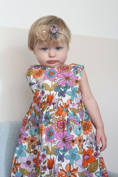 Grey and Mustard Roses Hairbow Set - Image 4