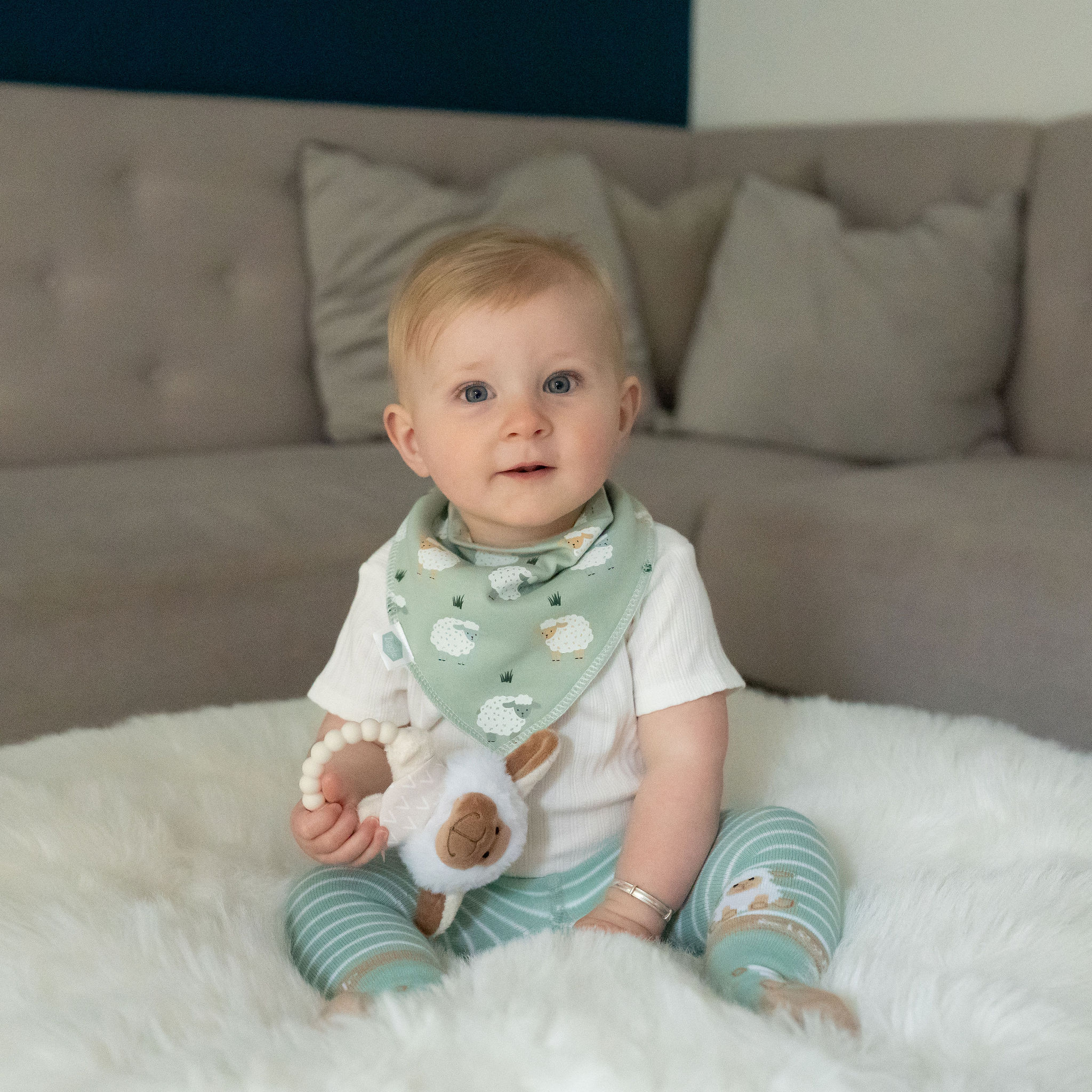 Country Life Bib Set - Image 11